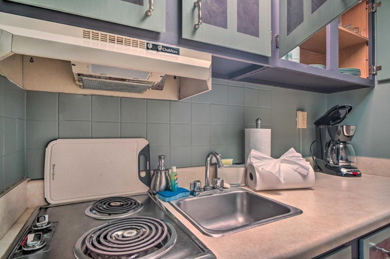 Cozy Downtown Gatlinburg Condo With Pool Access Екстериор снимка